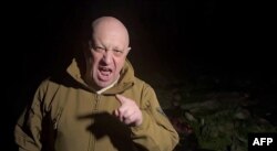 Разгневанный Евгений Пригожин во время одного из своих выступлений с обвинениями в адрес Минобороны