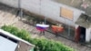 В ISW заявляють, що Міністерство оборони Росії використовує відео, на яких російські солдати тримають прапори в окремих населених пунктах, щоб стверджувати про захоплення цих населених пунктів