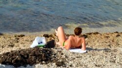 Из канализации – в море. Реалии крымских пляжей | Доброе утро, Крым