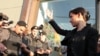 День гнева проводится оппозиционерами с 2009 года. В этот раз власти Москвы впервые официально разрешили проведение этого мероприятия (На фото: запрещенный День гнева 12 августа 2011 года)