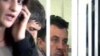 Российские офицеры не признали себя виновными в тбилисском суде.
Кадр Первого канала www.1tv.ru