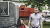 Журналіст Максім Хлябец 