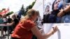 Первой под этой петицией сегодня подписалась бывшая первая леди Грузии Сандра Рулофс