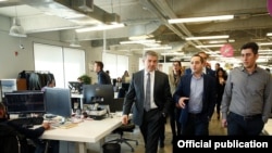 Armenia - Prime Minister Karen Karapetian visits the offices of the Armenian tech company PicsArt in Yerevan, 24Mar2017.