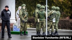 Сімферопольський аеропорт, 28 лютого 2014 року