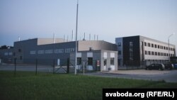 Завод акумулятараў каля Барысава, ілюстрацыйнае фота 2019 году