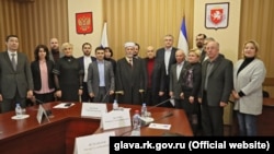 Зустріч членів проросійської «Ради кримськотатарського народу» з Сергієм Аксеновим