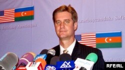 Azerbaijan -- Deputy Secretary of State Matthew Bryza at a press-conference in Baku, 03Apr2009