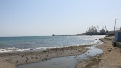 Канализационные стоки, мусорные берега. Что происходит с крымскими пляжами? | Доброе утро, Крым