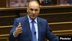 Armenia - Finance Minister Gagik Khachatrian speaks in the parliament in Yerevan, 16Mar2016.