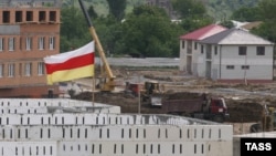 Критика в адрес подрядчиков, которые не могут в полном объеме выполнить инвестпрограмму, звучит с тех пор, как эти инвестиционные программы существуют