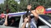 Мотивация правоохранителей при создании свадебной полиции сводится к двум наиболее распространенным нарушениям правопорядка во время свадеб – стрельбе в воздух и нарушению правил дорожного движения свадебными кортежами