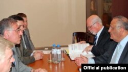 Armenia - Senior Armenian and Israeli diplomats hold talks in Yerevan, 23Aug2011.