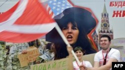 Прокремлевское движение "Наши" может осложнить взаимоотношения России с западным бизнесом?