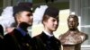 Руководство новосибирского колледжа выступило против бюста Сталина 