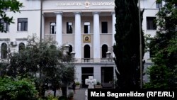 Сегодня Андрия Сария вызвали в патриархию на заседание синодальной комиссии по этике