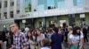 Выпускные экзамены в грузинских школах завершились. Впрочем, облегченно вздохнуть смогли далеко не все школьники