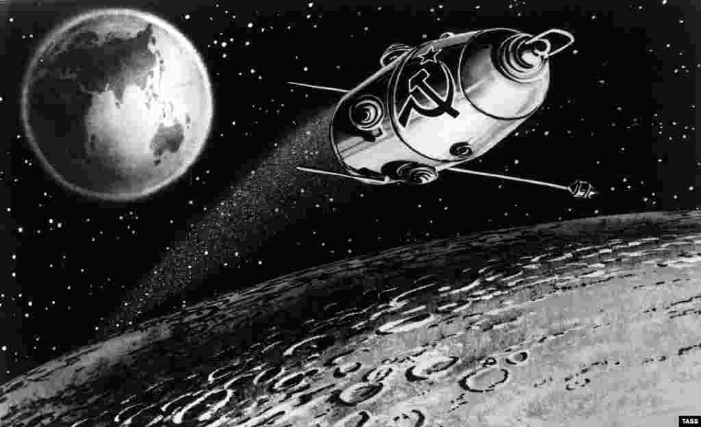 &quot;Луна-10&quot; спутнигінің миссиясы Совет Одағы коммунистік партиясы съезіне орайластырылды. Ол Ай орбитасынан трансляция арқылы СССР гимнін&nbsp;таратуы тиіс еді. Бірақ, техникалық ақау шығып, инженерлердің зәре-құтын қашырды. Арада көп уақыт өткенде ғана Ай орбитасынан тараған гимннің алдын ала таспаға жазылып берілгені мәлім болды.