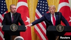 Президент США Дональд Трамп звернувся до президента Туреччини Тайїпа Ердогана під час спільної пресконференції у Білому домі у Вашингтоні, США, 13 листопада 2019 року