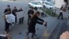 По словам пострадавшего участника акции протеста, в урну он и его единомышленники собрали навоз, который до этого рассыпали на лестницах у входа в здание мэрии Гори